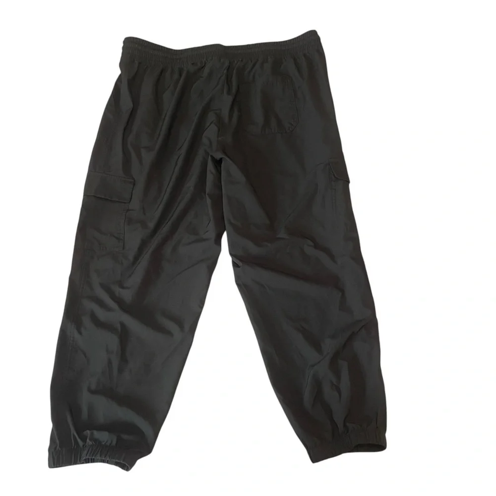 Old Navy Plus Size Stretch Tech Black Cargo Joggers Athletic Pants Size 2X - Picture 3 of 12